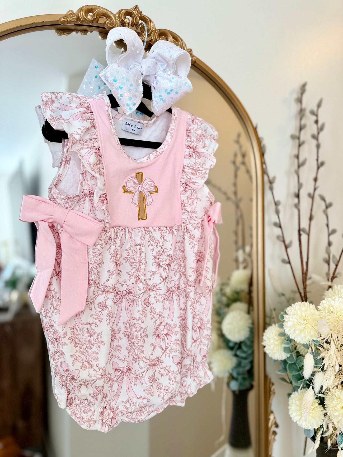 HD26 • girls embroidered cross bubble