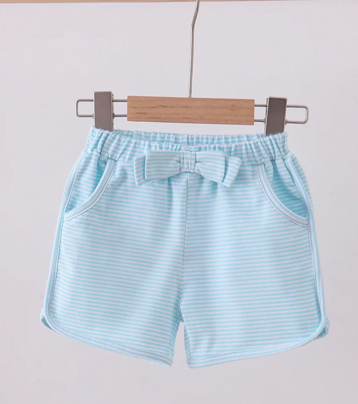 HD26 • girls mint stripe shorts