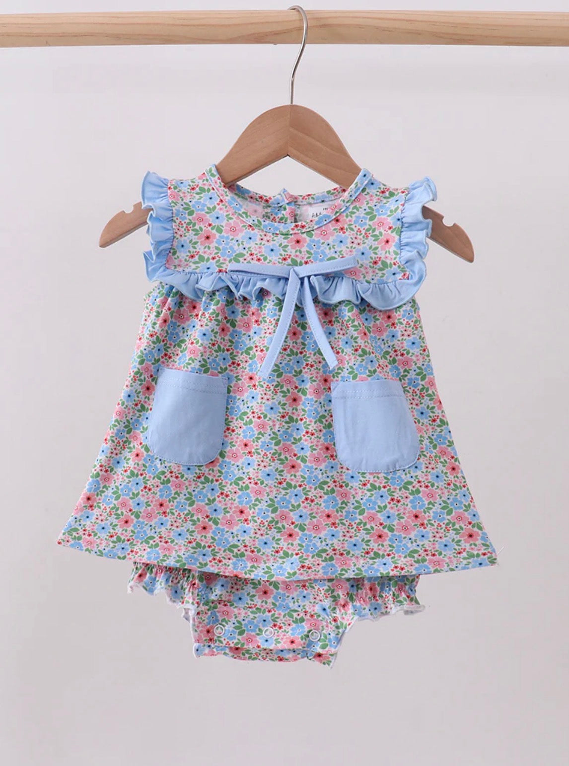 HD26 • Blue Floral Print Ruffle Bubble