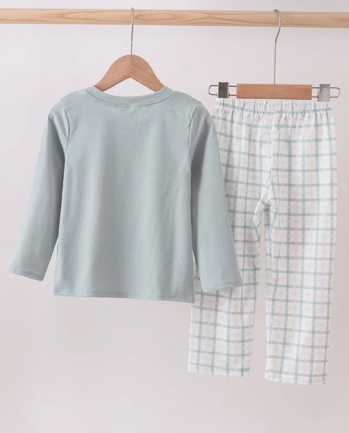 HD xmas 25 • boys embroidered Gingerbread pant set