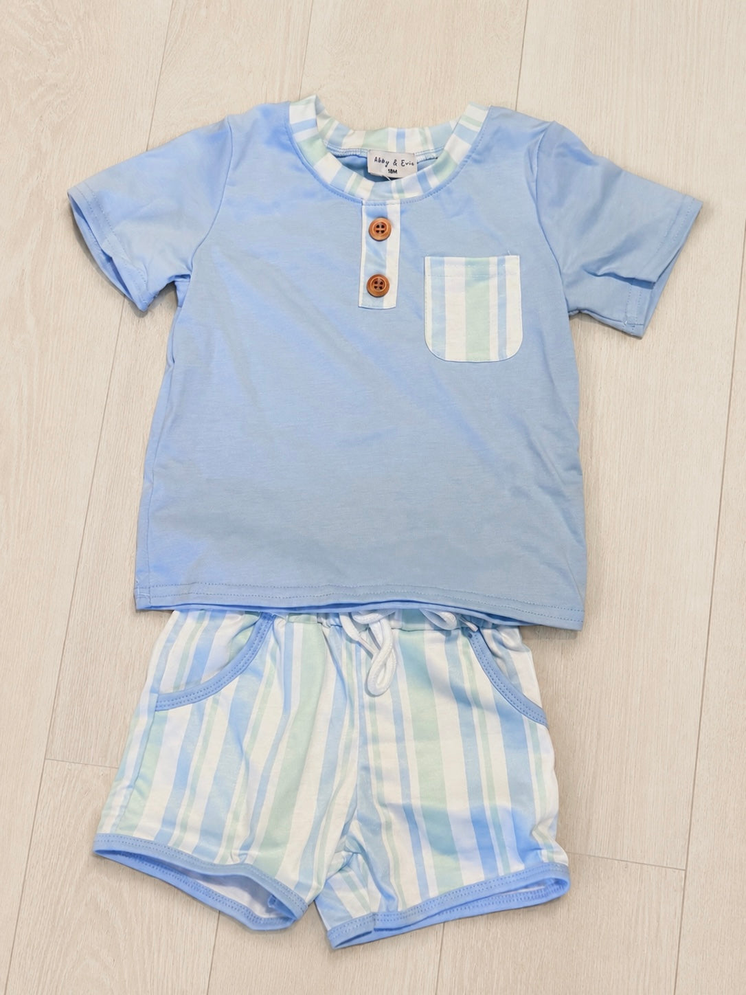 HD26 • boys blue stripe print short set