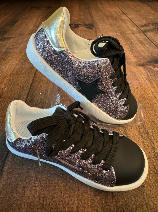 Dark Glitter Star Sneakers